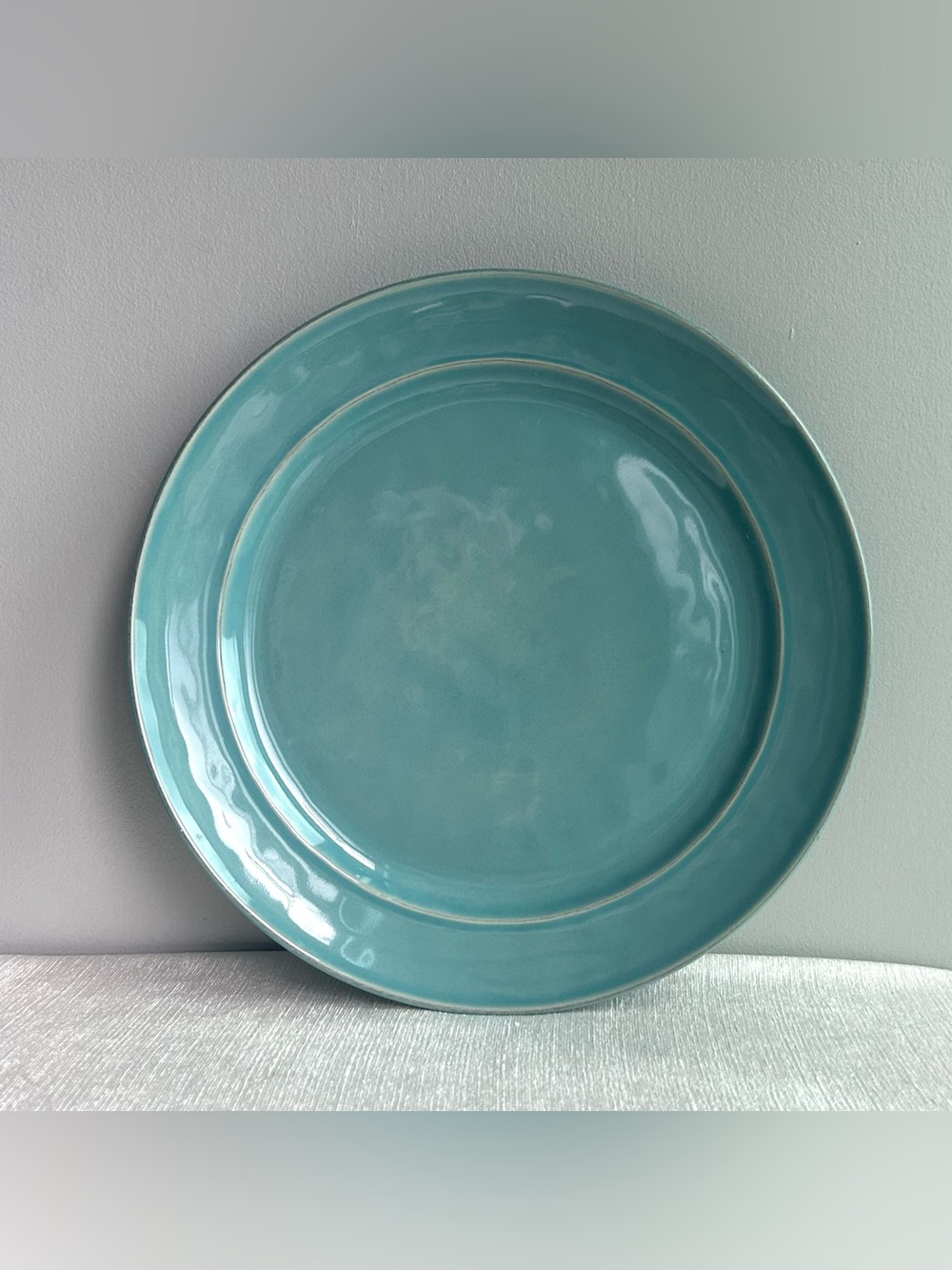 POTTERY BARN cambria ceramic 11 3/4” dinner plate turquoise / excellent ⭐️⭐️⭐️